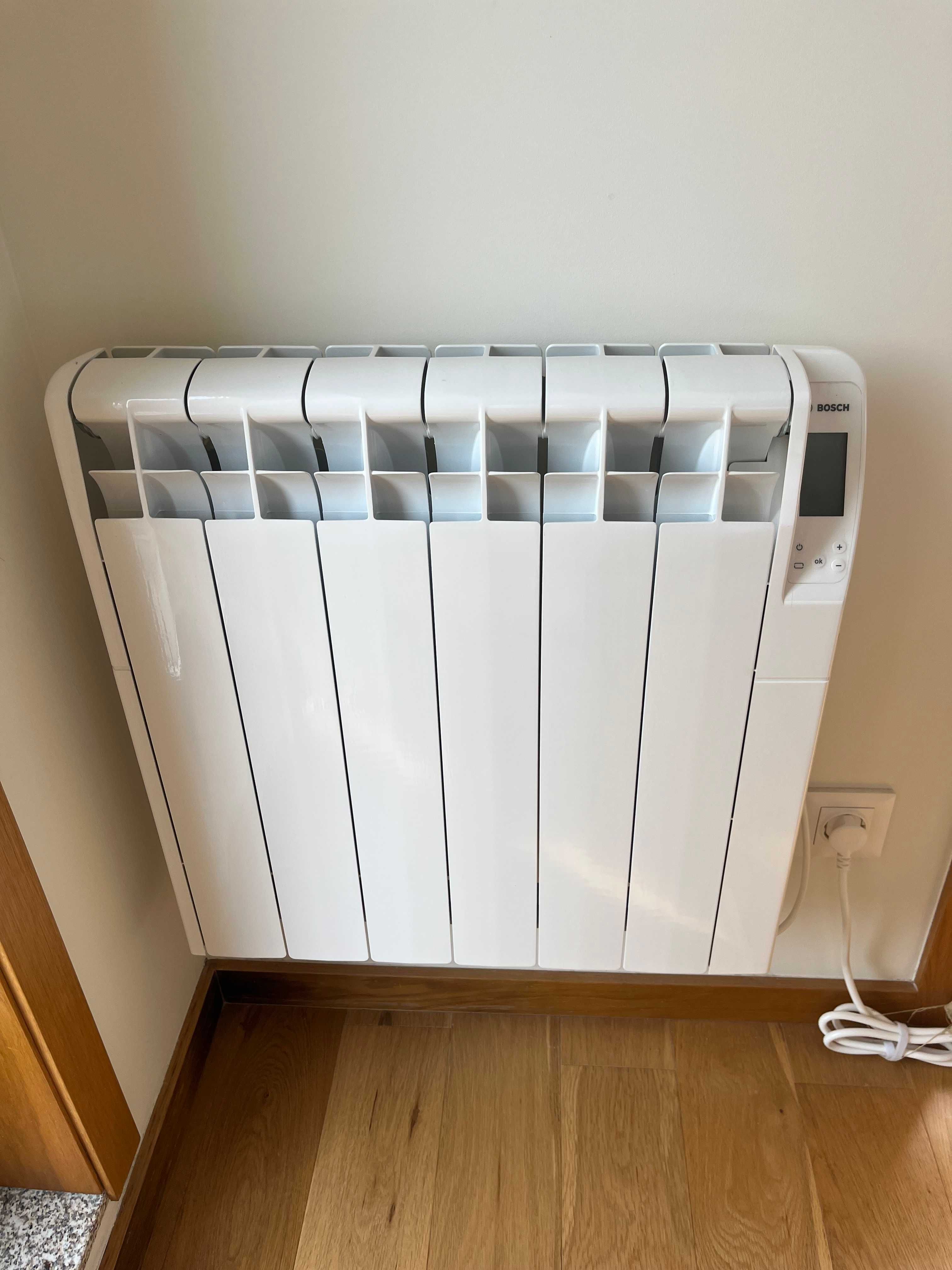 Irradiador elétrico parede BOSCH 1000W (como novo)