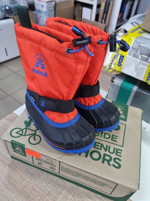 Buty zimowe śniegowce Kamik Waterbug 8G r. 26