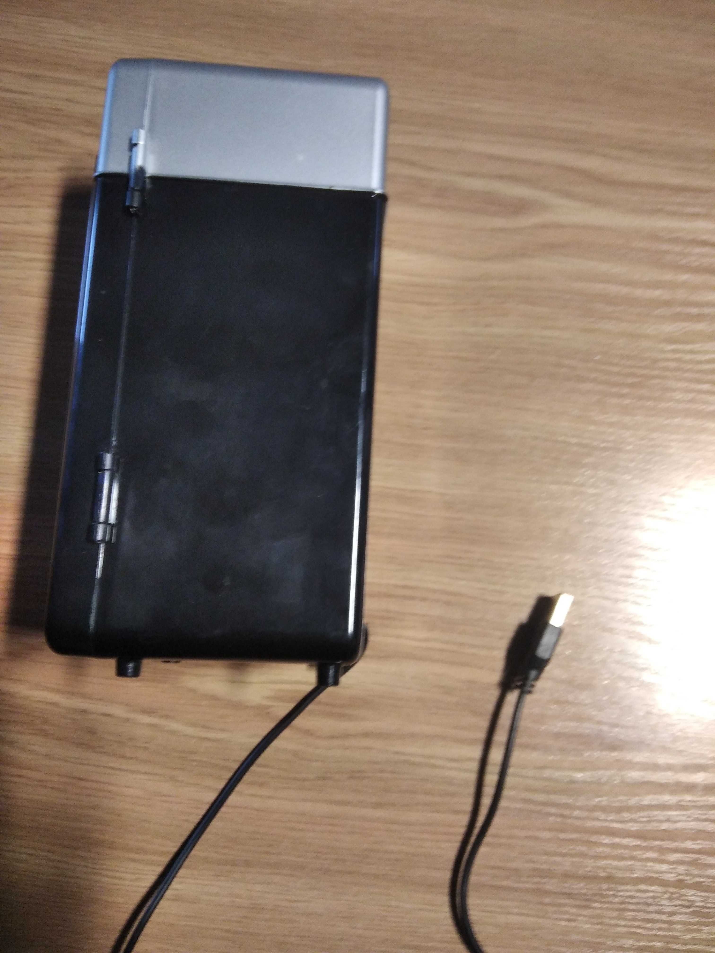 Портативний міні холодильник USB