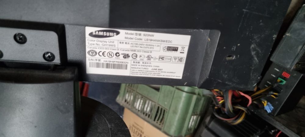 Monitor LG 22 całe  samsung itp