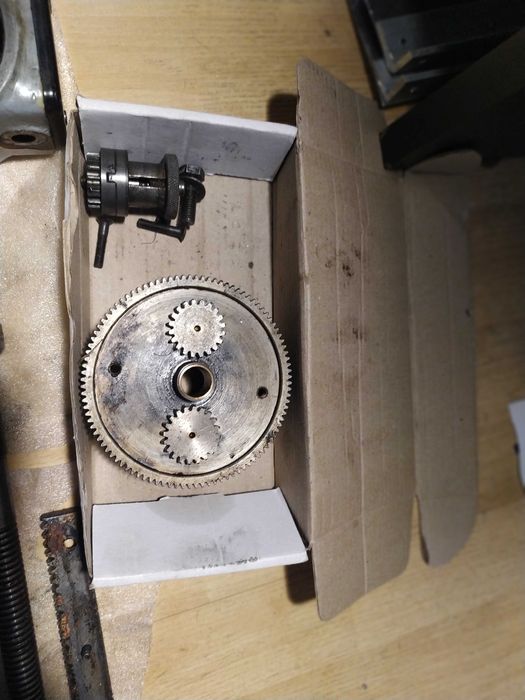 Запчастини до токарного станка верстата МН80