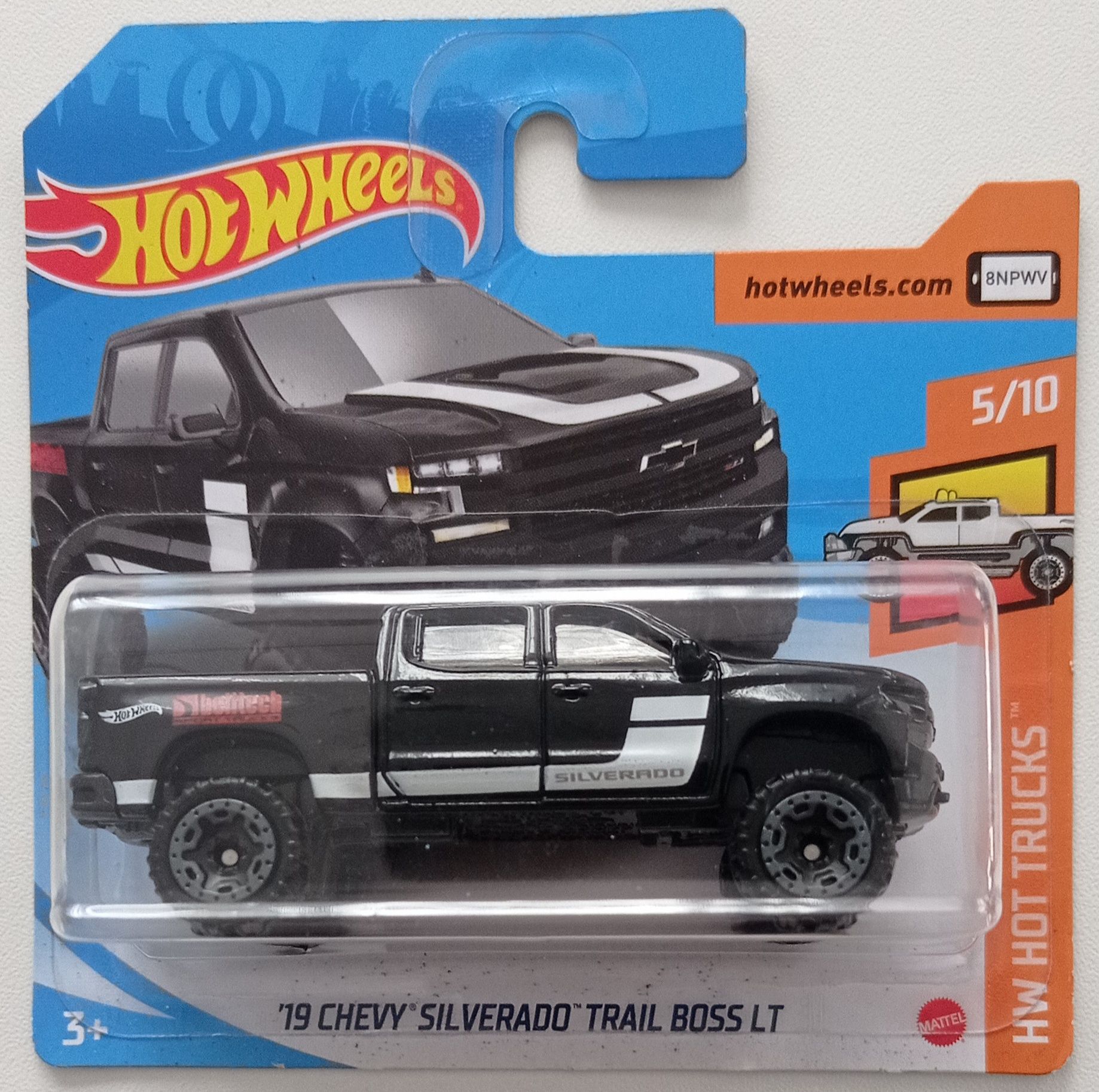 Hot Wheels '19 Chevy Silverado Trail Boss LT