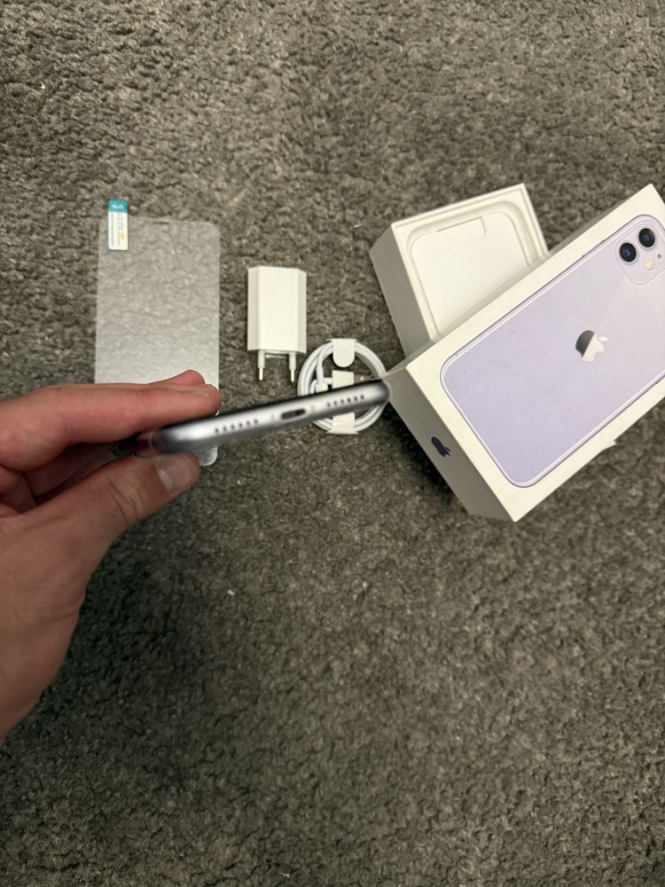 iPhone 11 64GB • Fioletowy • Jak nowy • Kostka • Kabel • Szkło