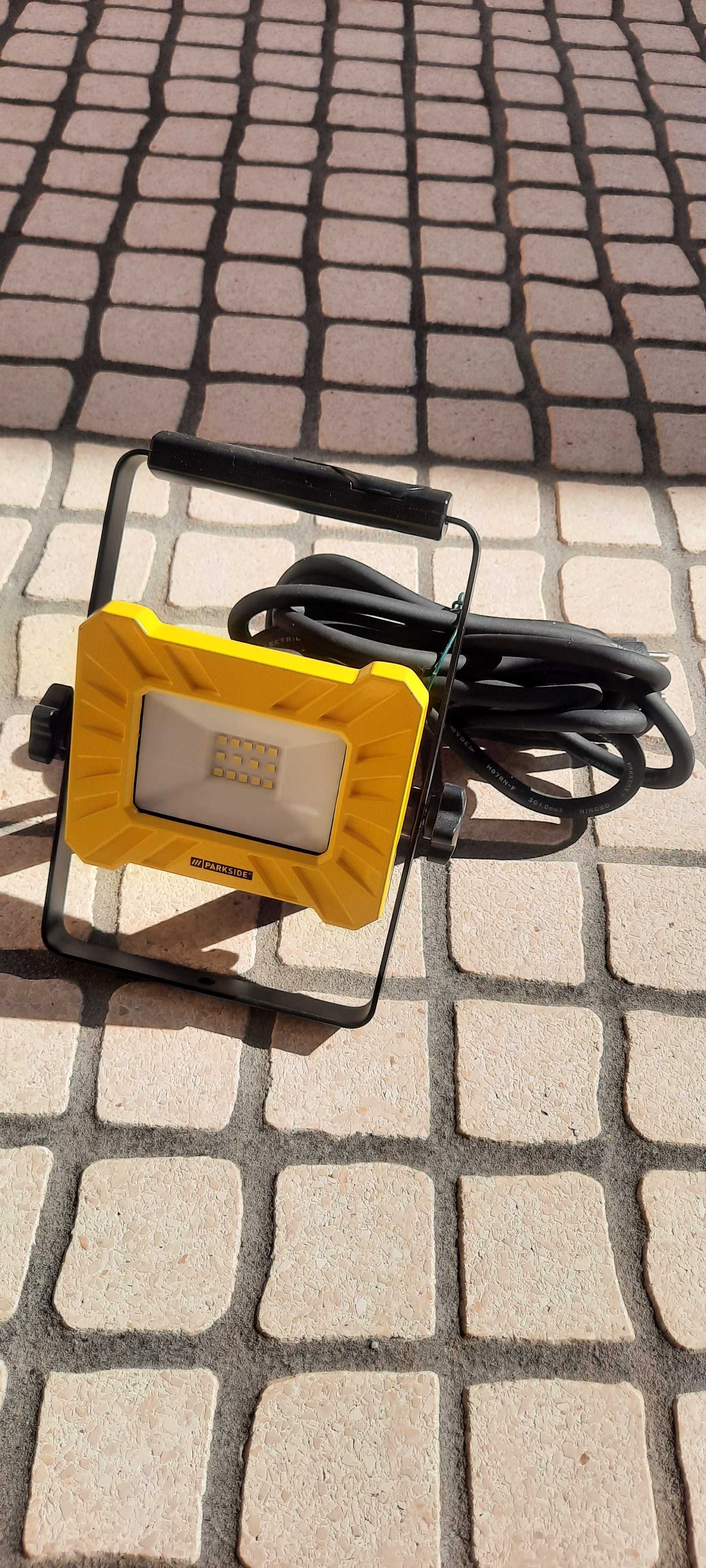 Projetor LED  novo
