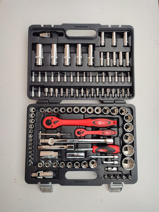 Набор инструментов с 12 -гранными головками 108 ед INTERTOOL ET-6109