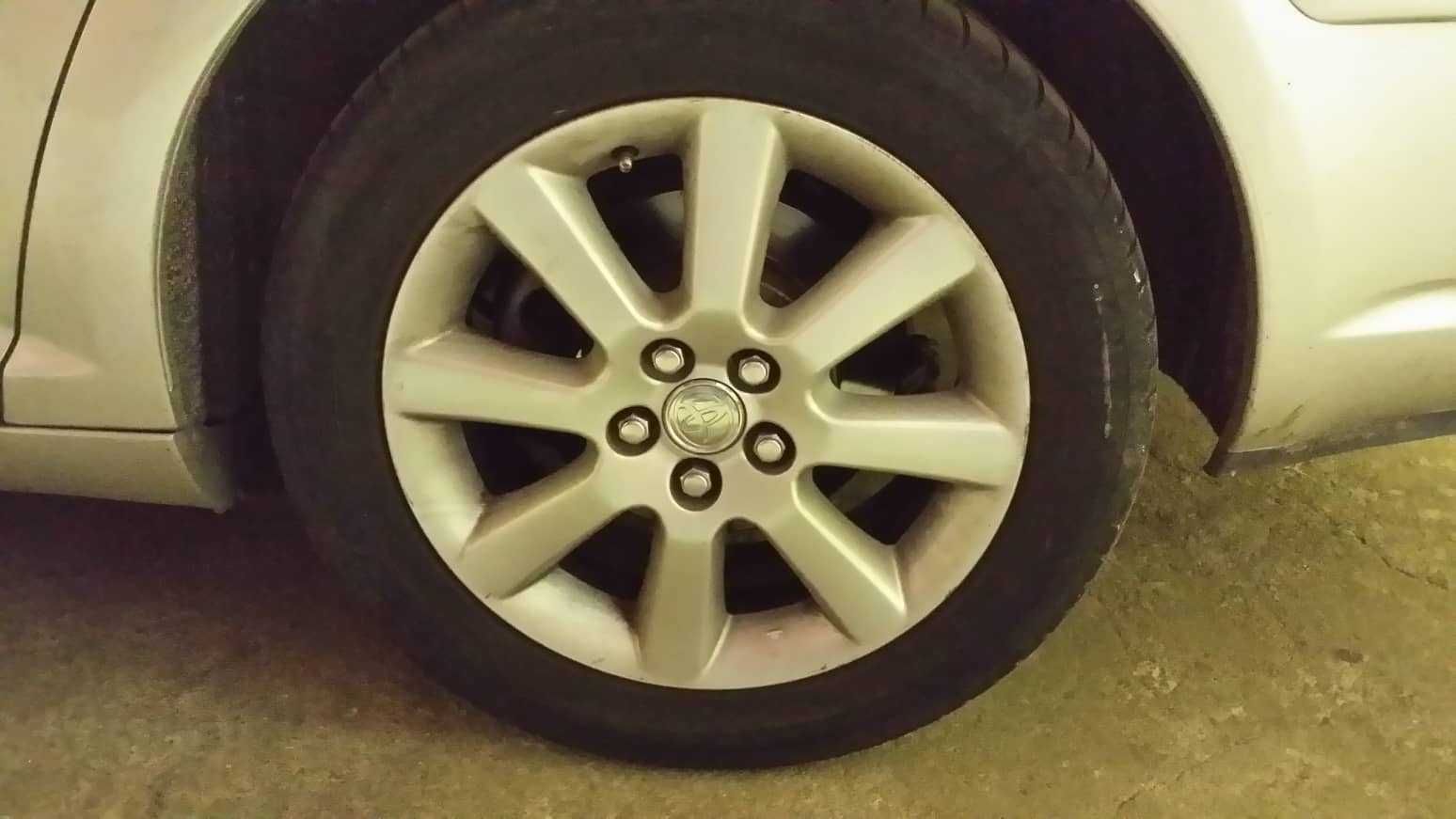 Toyotta Avensis T25 1.8vvti_Para Peças