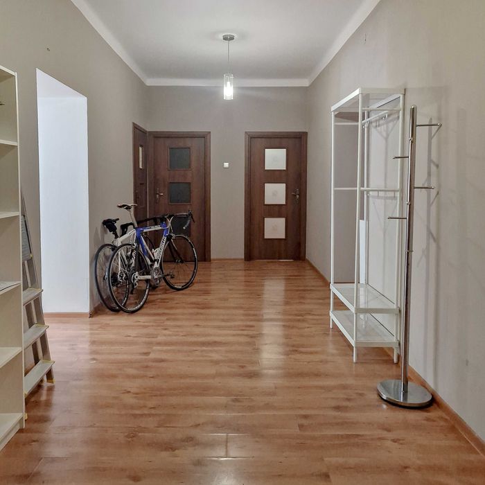 Pokój 1-os.z Akademia Muzyczna, UŚ, Centrum