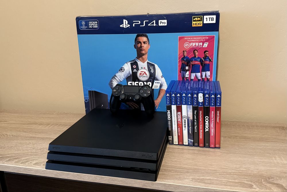PlayStation 4 Pro 1TB + 10 gier