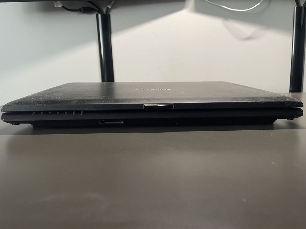 Laptop Samsung NP-P500I