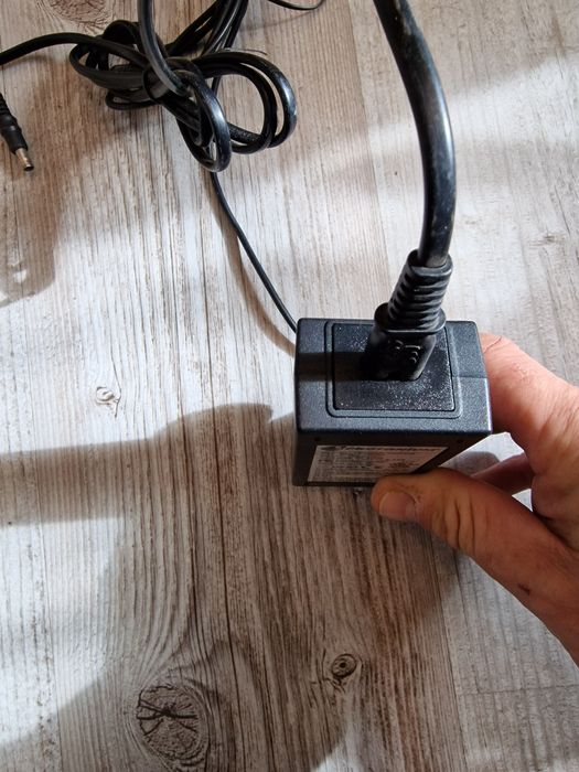 Ładowarka do roweru elektrycznego