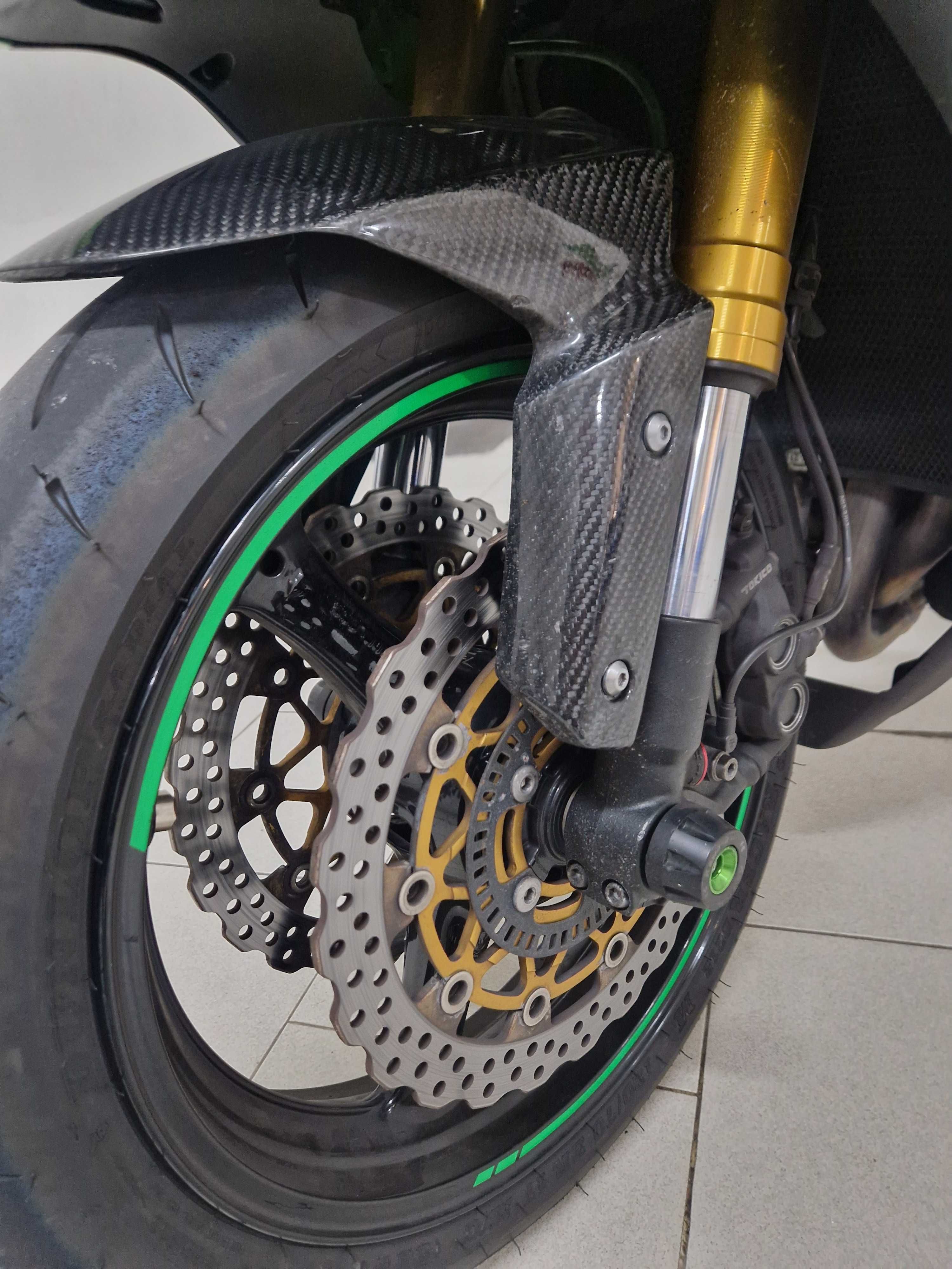 Kawasaki Ninja ZX10R ABS Quickshifter + Extras