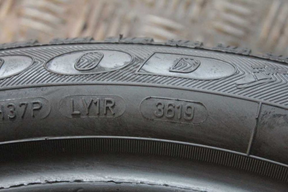 205/50/17 Goodyear Vector 4Seasons 205/50 R17