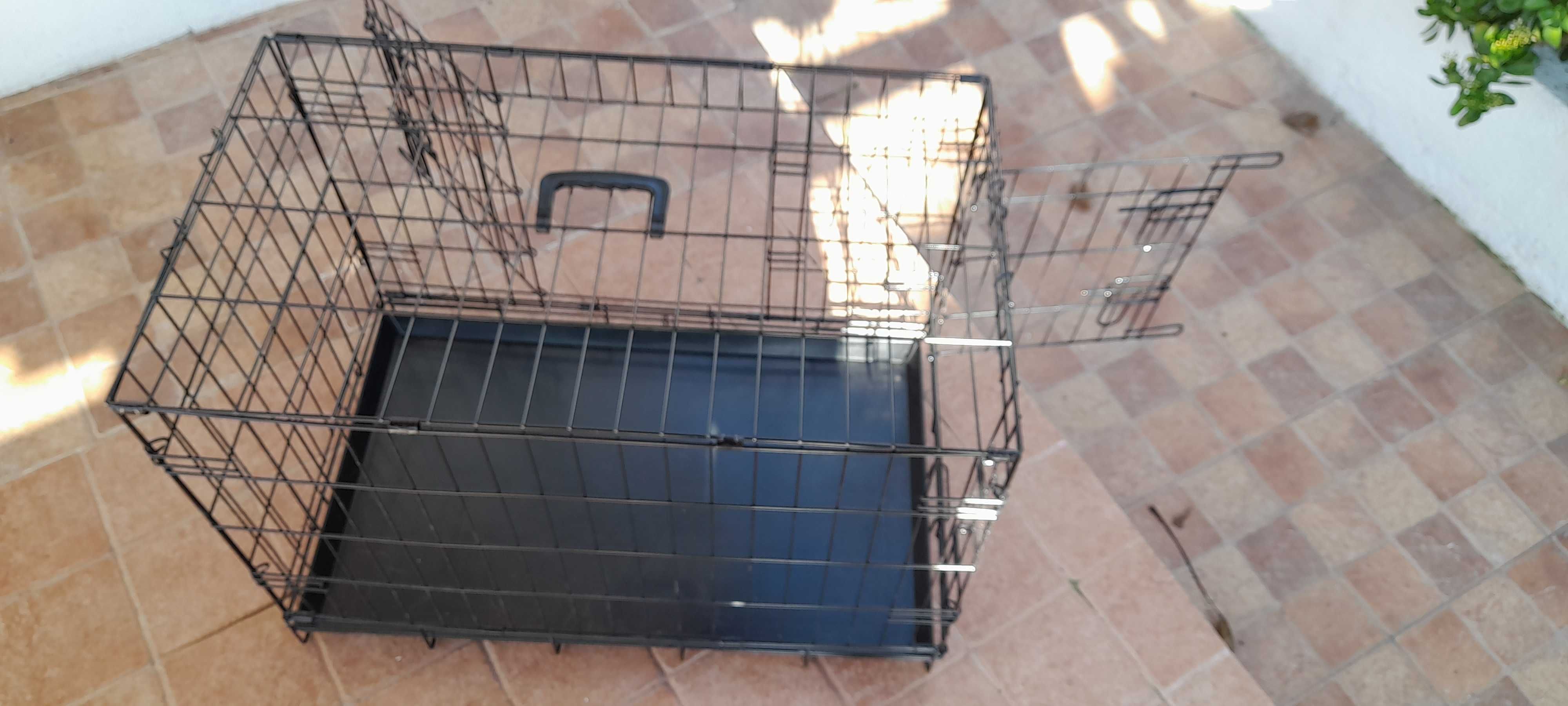 Jaula transportadora para cães marca RIGA 79x48x53 como nova