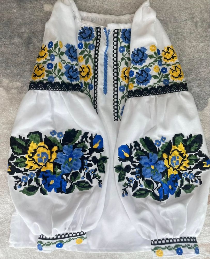 Вишиванка для дівчинки
