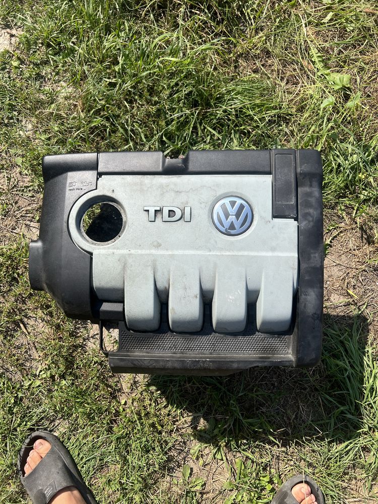 Декоративна кришка мотора skoda vw seat 1.6 1.8 1.9 2.0 tdi tsi