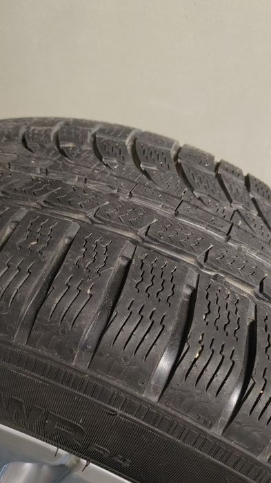 Opony Zimowe Nokian WR A4  235/55/17  zima