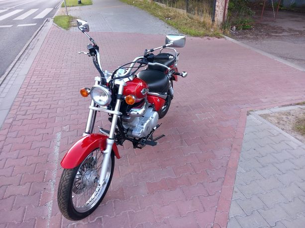 Suzuki intruder Vl 125 cm3 kat. B