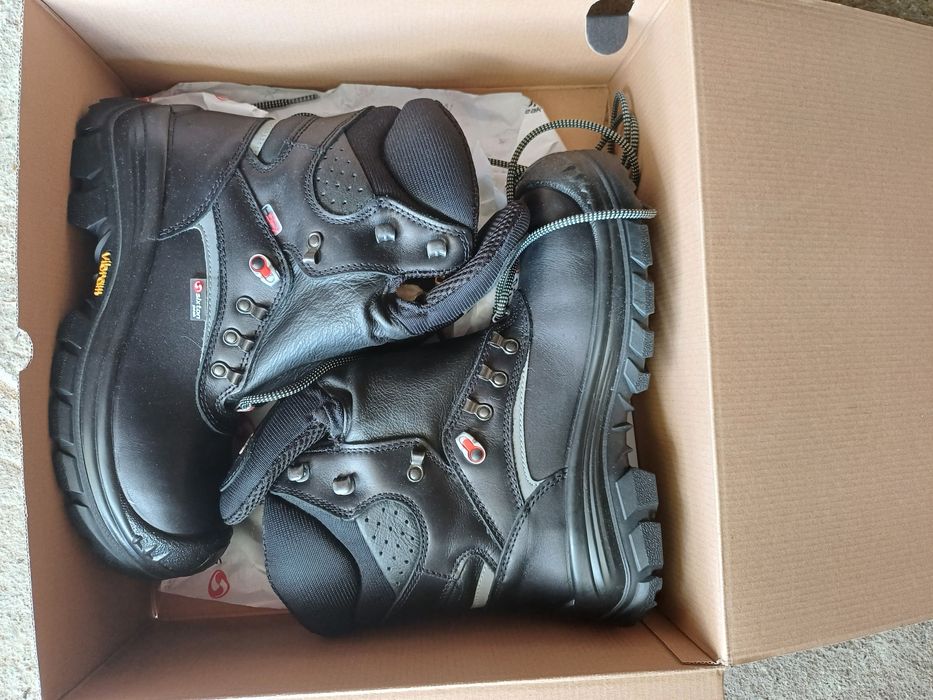 Busy robocze Sixton 39