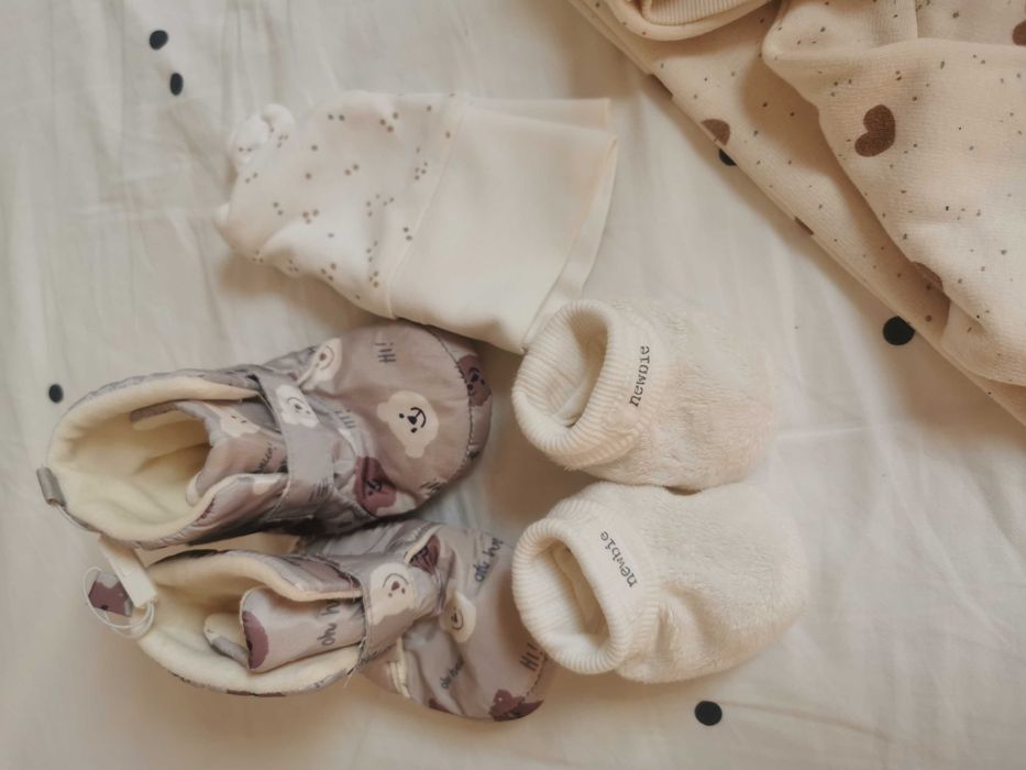 Kombinezon jesienno zimowy mayoral newborn akcesoria buciki czapka