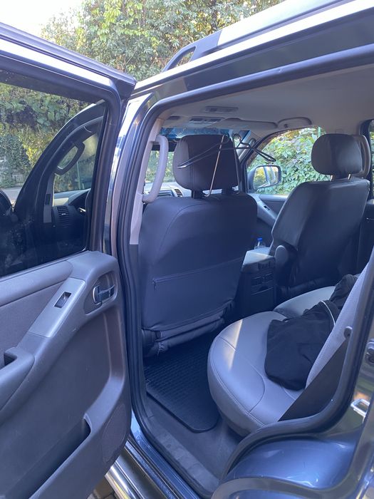 Nissan Pathfinder 2,5 дизель,вартує вашої уваги