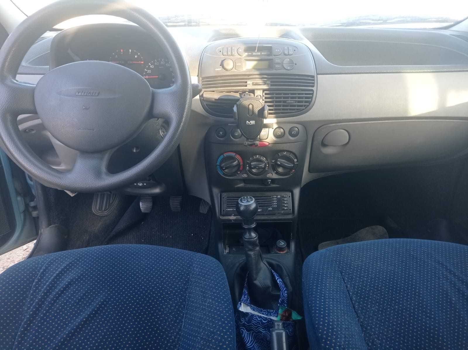 Carro Fiat Punto