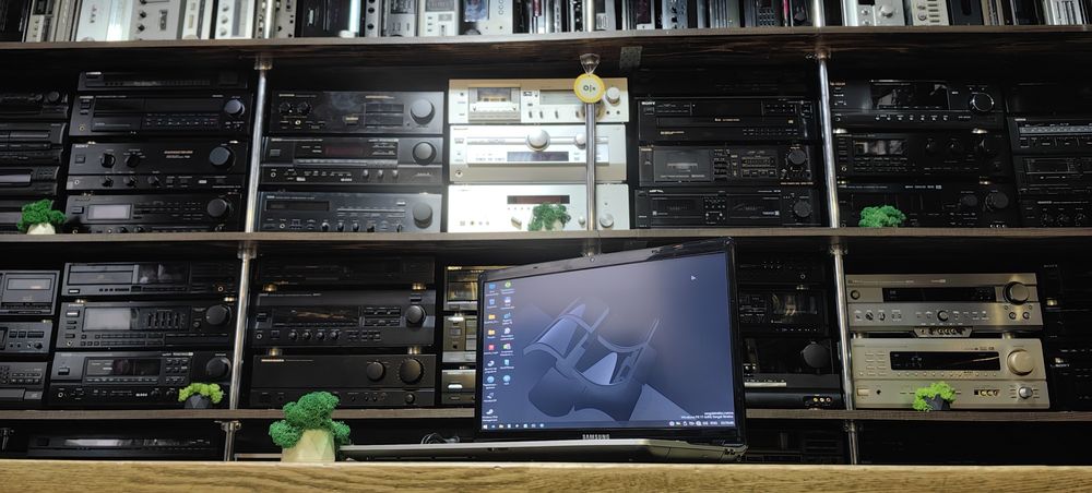 Ноутбук Samsung 300E/i3-2310m/Ram 4Gb DDR3 /HDD No