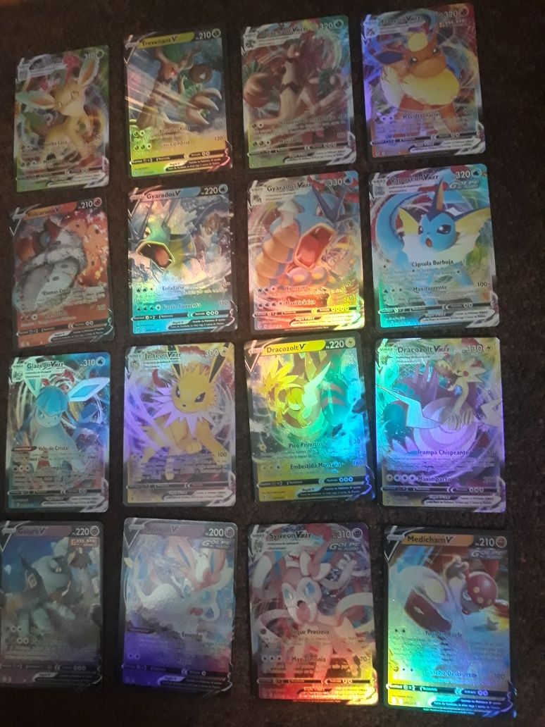 31 cartas pokemon holográficas