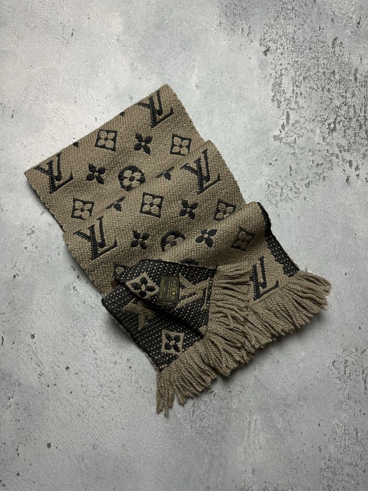 szalik louis vuitton scarf, monogram