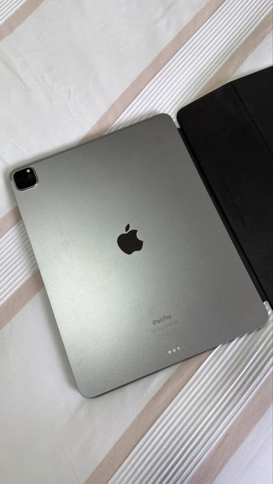 Ipad 12.9 6a Geração 128gb wi-fi