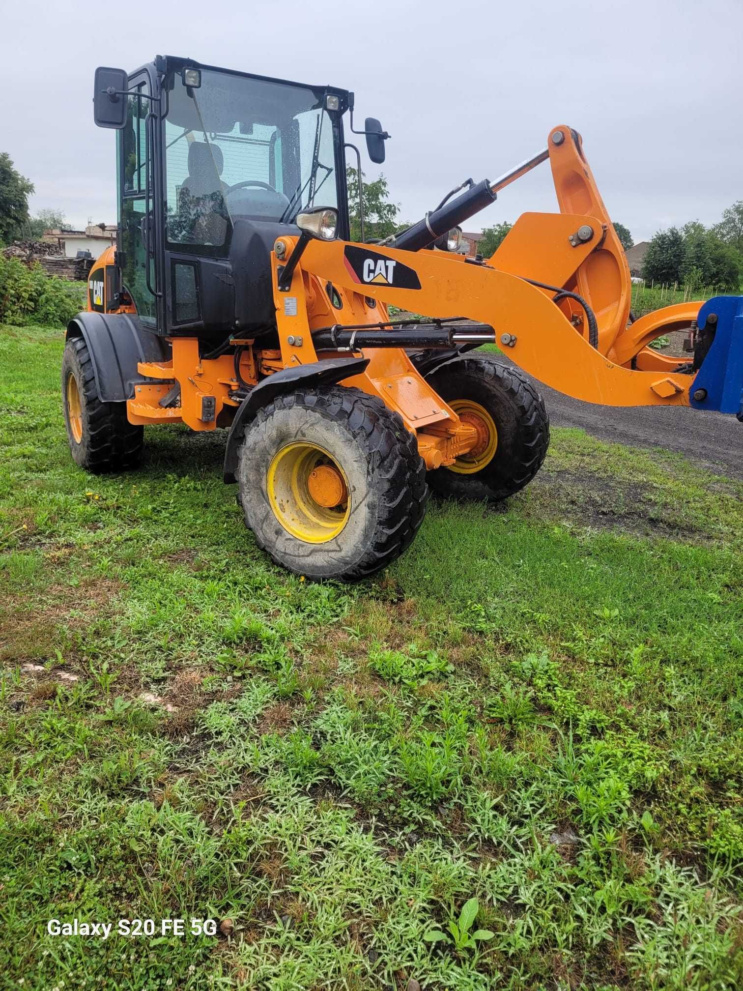 Ładowarka Cat 908H bdb stan 2012 rok tylko 2400mtg