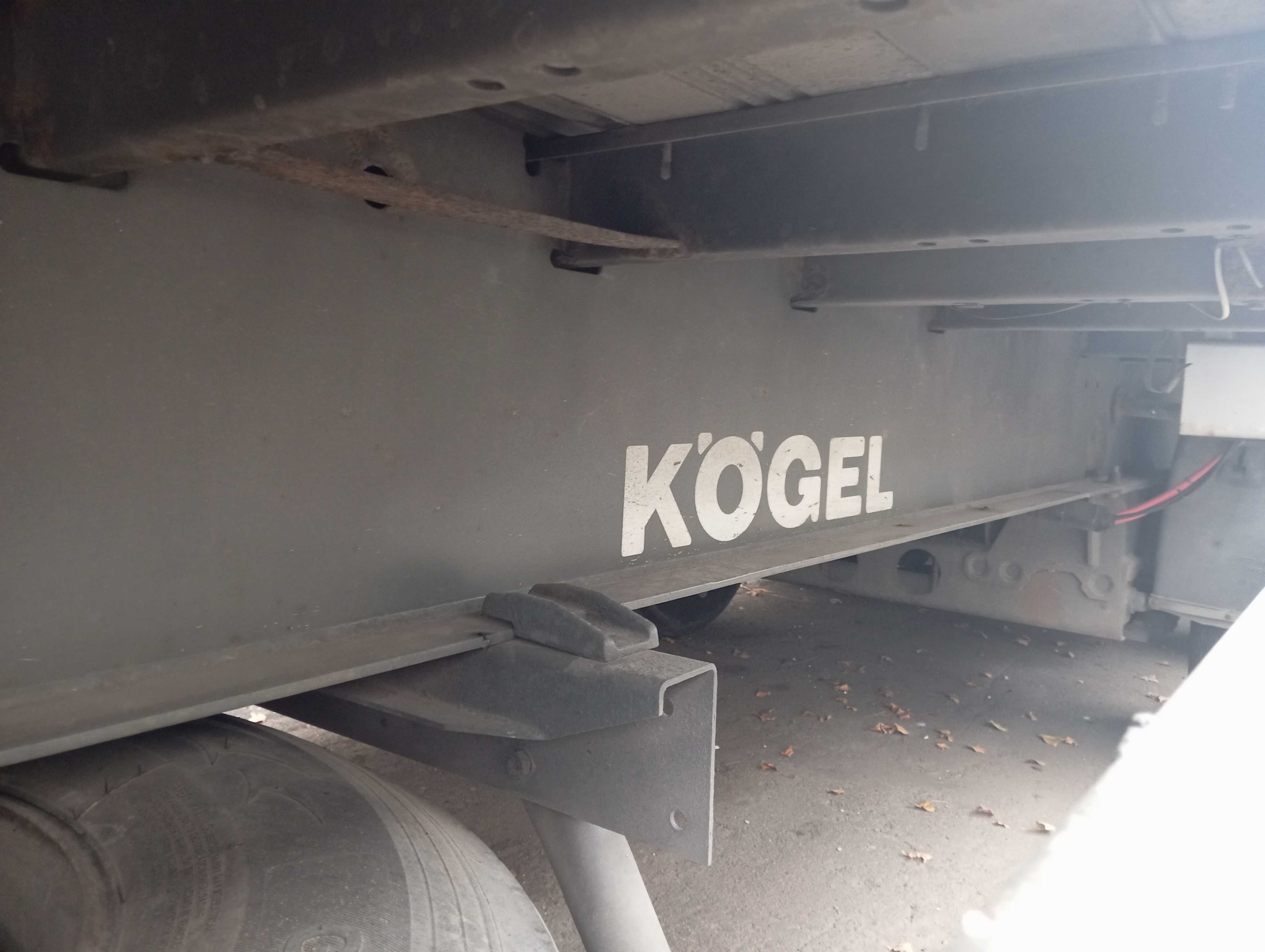 Напівпричіп Kogel SN24 2001р.в. борт-штора