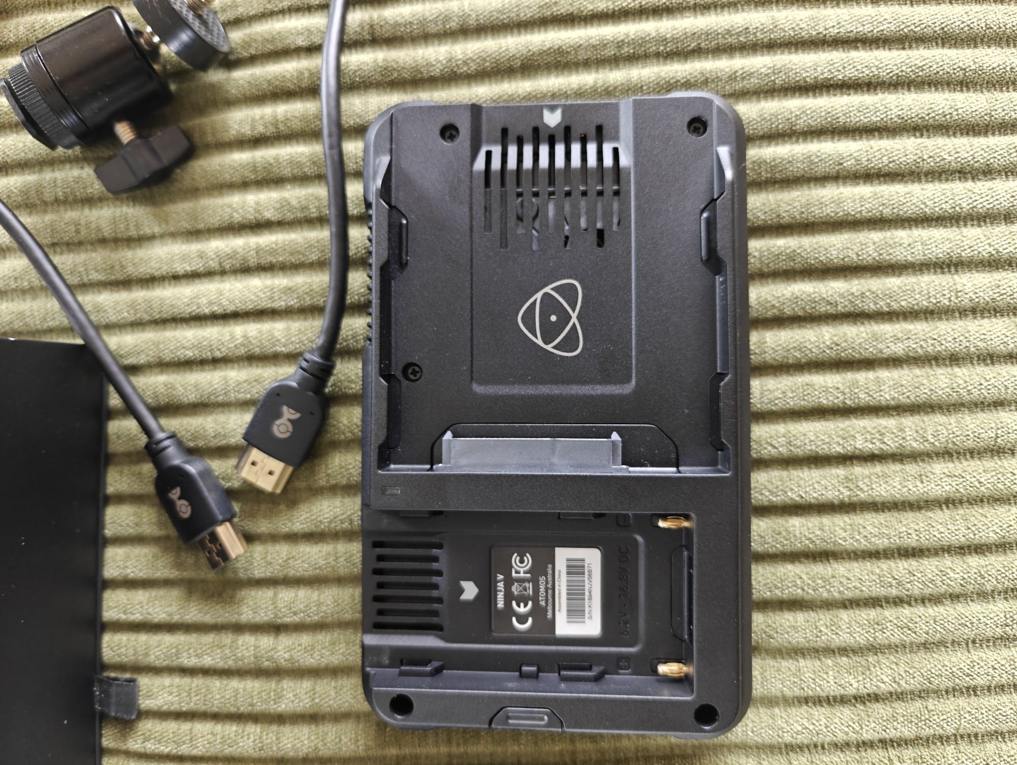 NOWY Atomos Ninja V dysk 500gb HDMI bateria komplet!