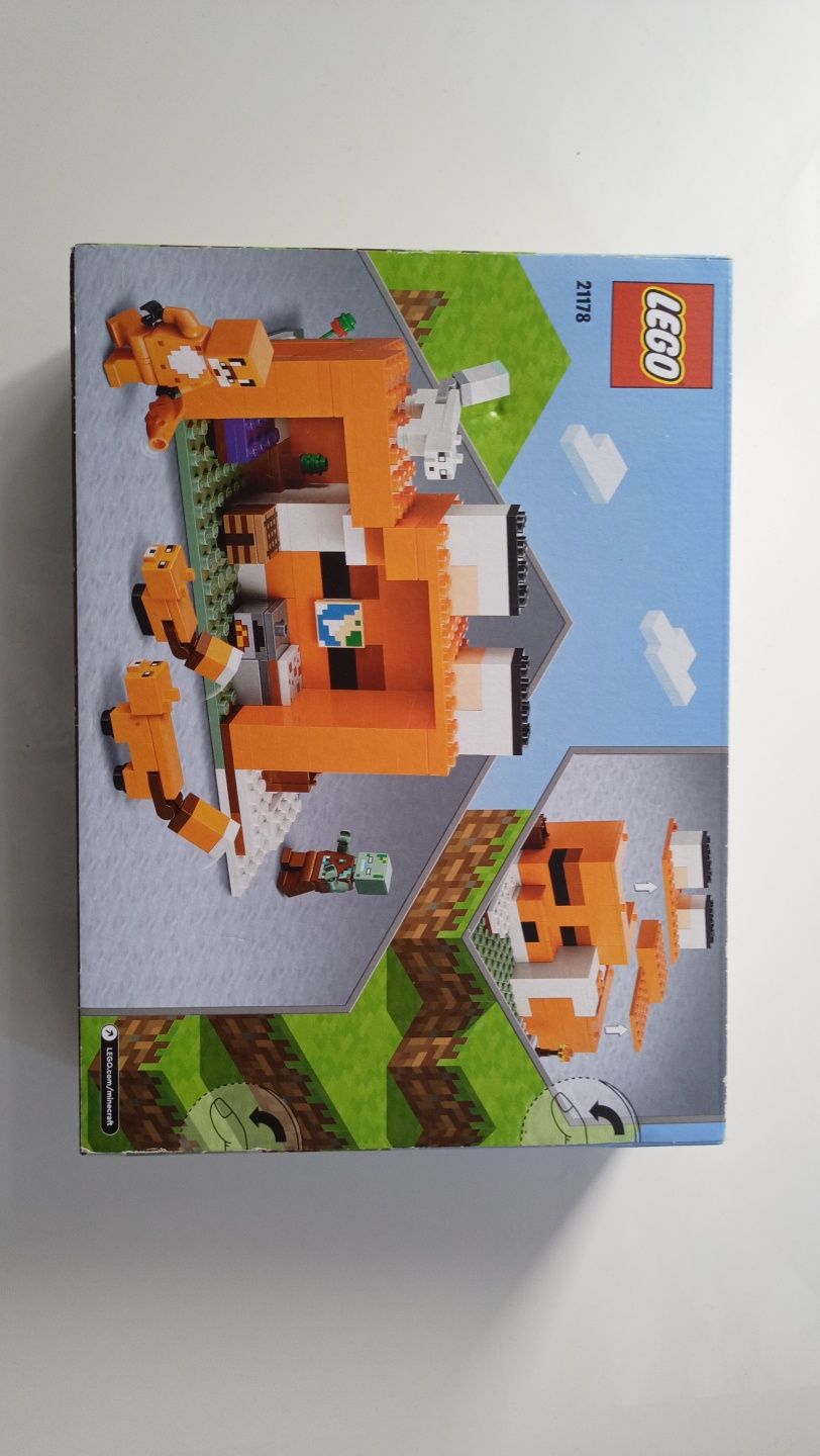 Klocki LEGO Minecraft 21178 - Siedlisko lisów