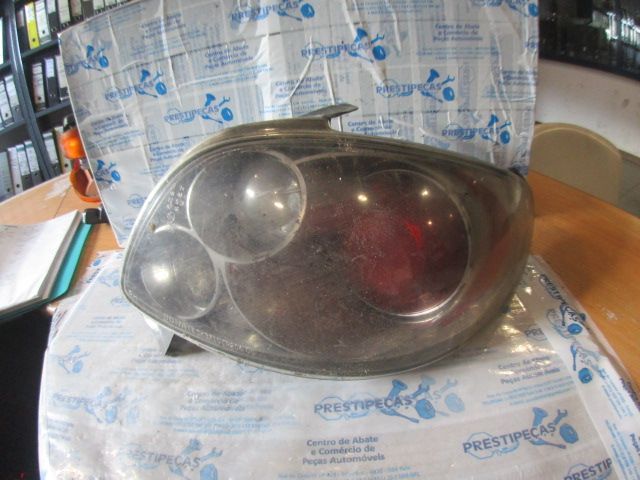 Farol Tras Stop2158 PEUGEOT 206 CC 2002 DRT PEUGEOT 206 2000 1.9D 70CV 3P BRANCO DRT