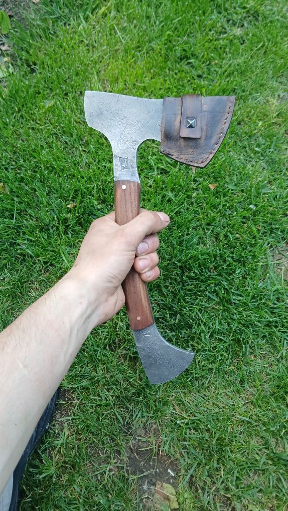 Toporek / tomahawk ręcznie wykuty survivalowy/ bushcraft/ do lasu/