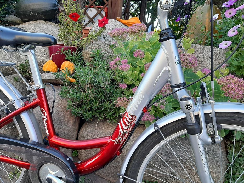 Rower Dziewczynka 24" jak NOWY Unibike