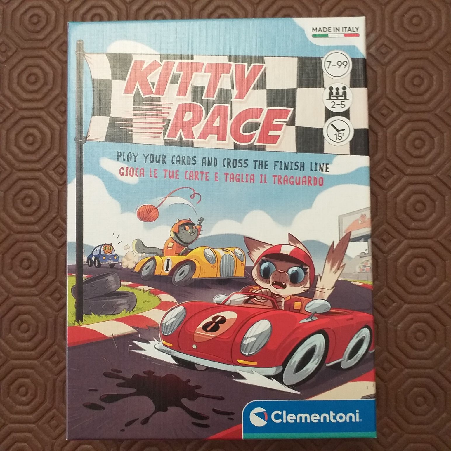 Kitty Race jogo de cartas e corridas de carros