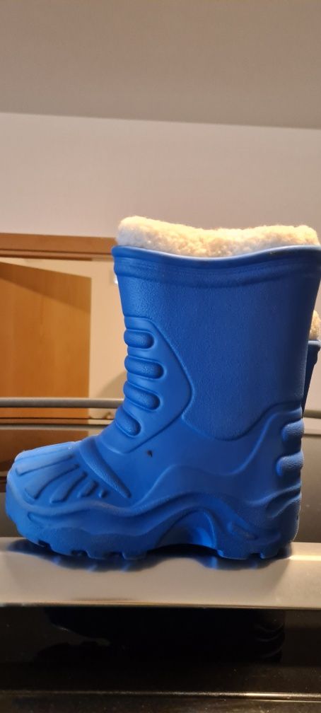 Botas  criança  para a Neve tamanho 26