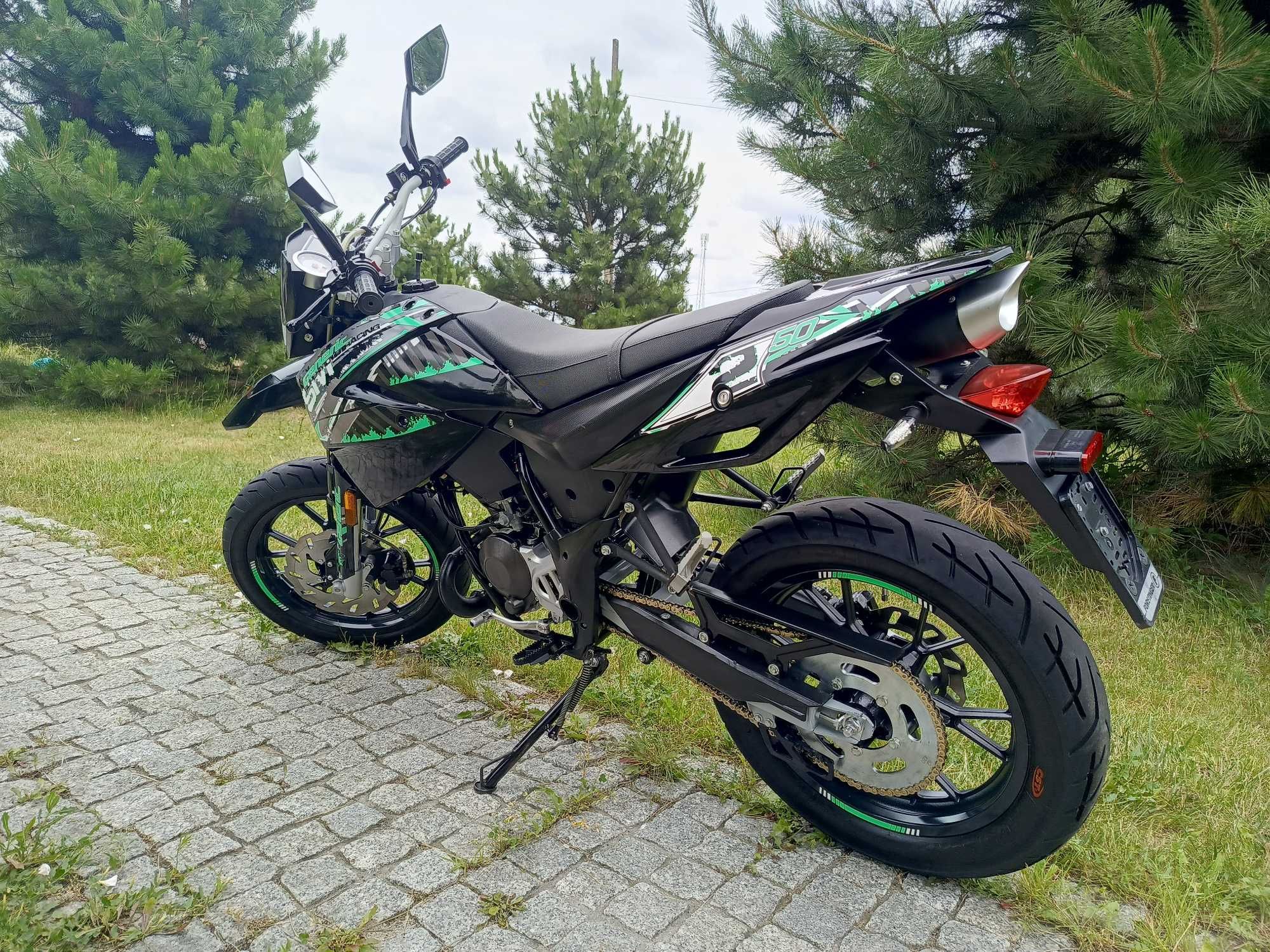 Generic Trigger SM 50 2021r. Igła, Książki, Serwisowany, Transport