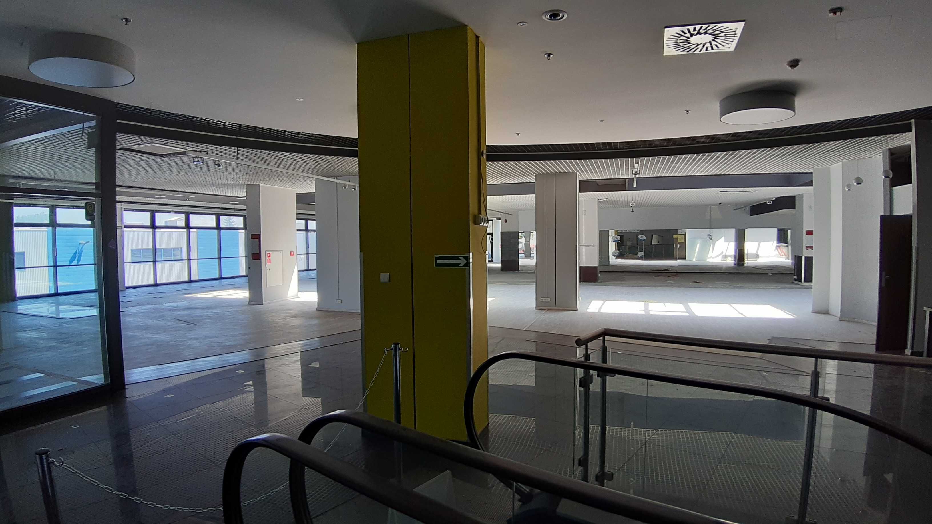 Lokal komercyjno-sportowy w CH King Square Kraków |930m2| + 57m2 dod.