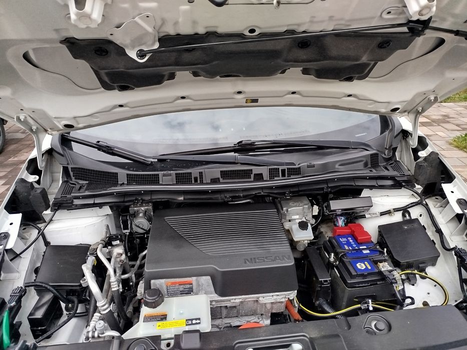 Продам Ніссан LiаF.