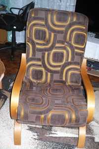 Fotel z nową tapicerką