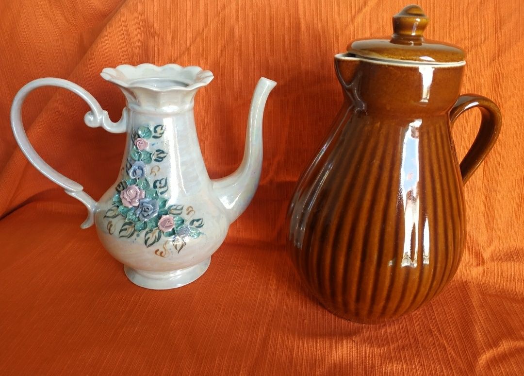 Сахарницы, заварочные чайники, молочники, вазы.