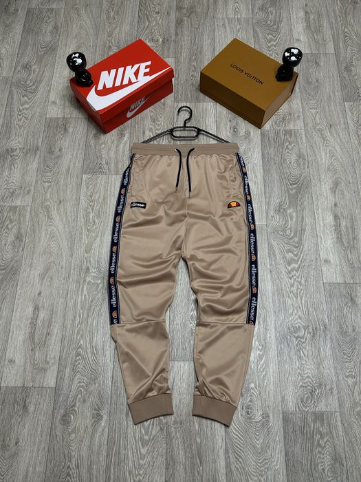 Штаны Ellesse на лампасах