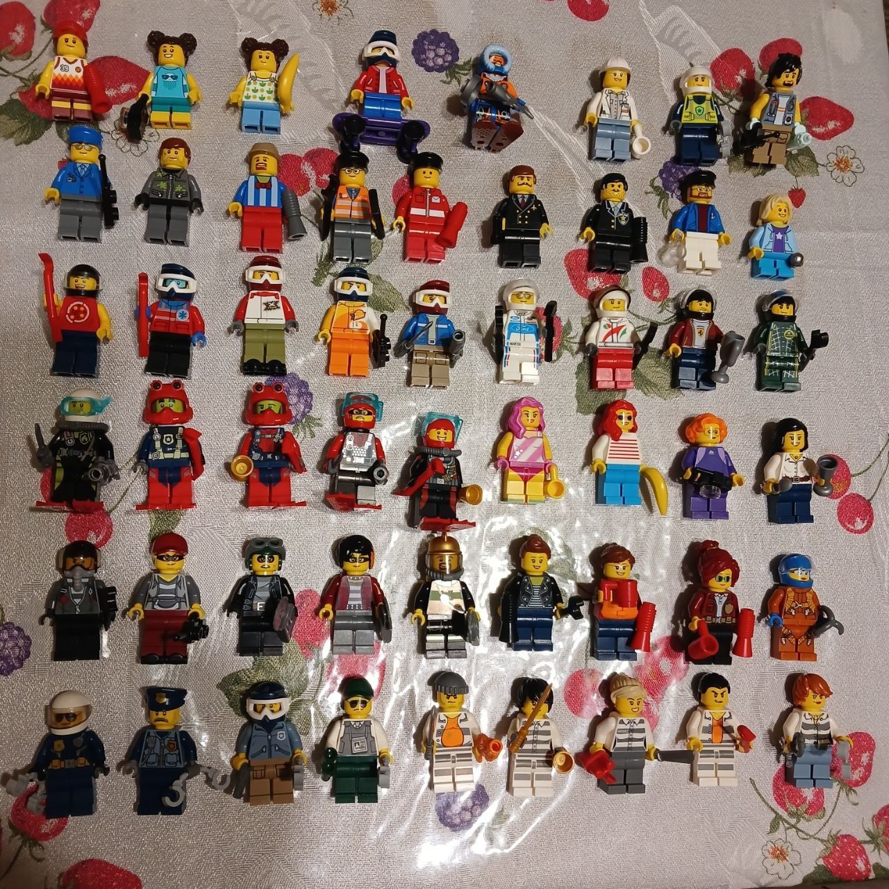 Lego minifigures