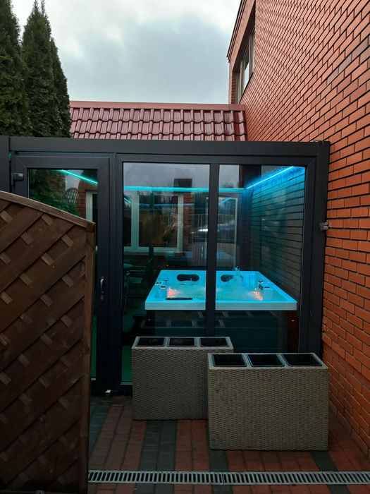 Apartament "Love Island" Jacuzzi SPA z wanną z hydromasażem dla Dwojga