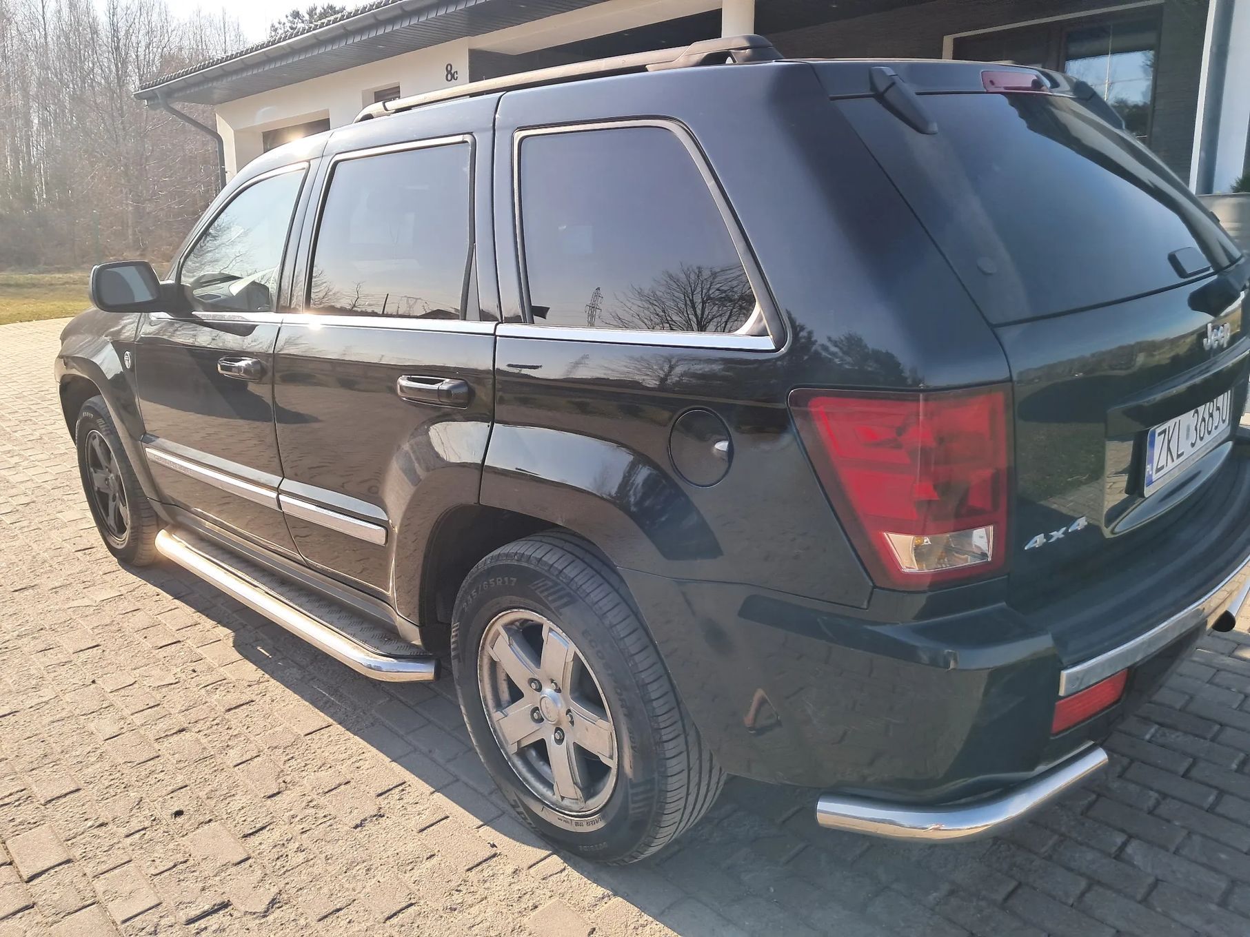Jeep Grand Cherokee Jeep Grand Cherokee- 5.7 Hemi