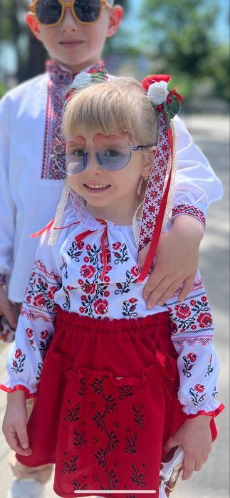 Вишита блузка, спідничка, костюм для дівчинки