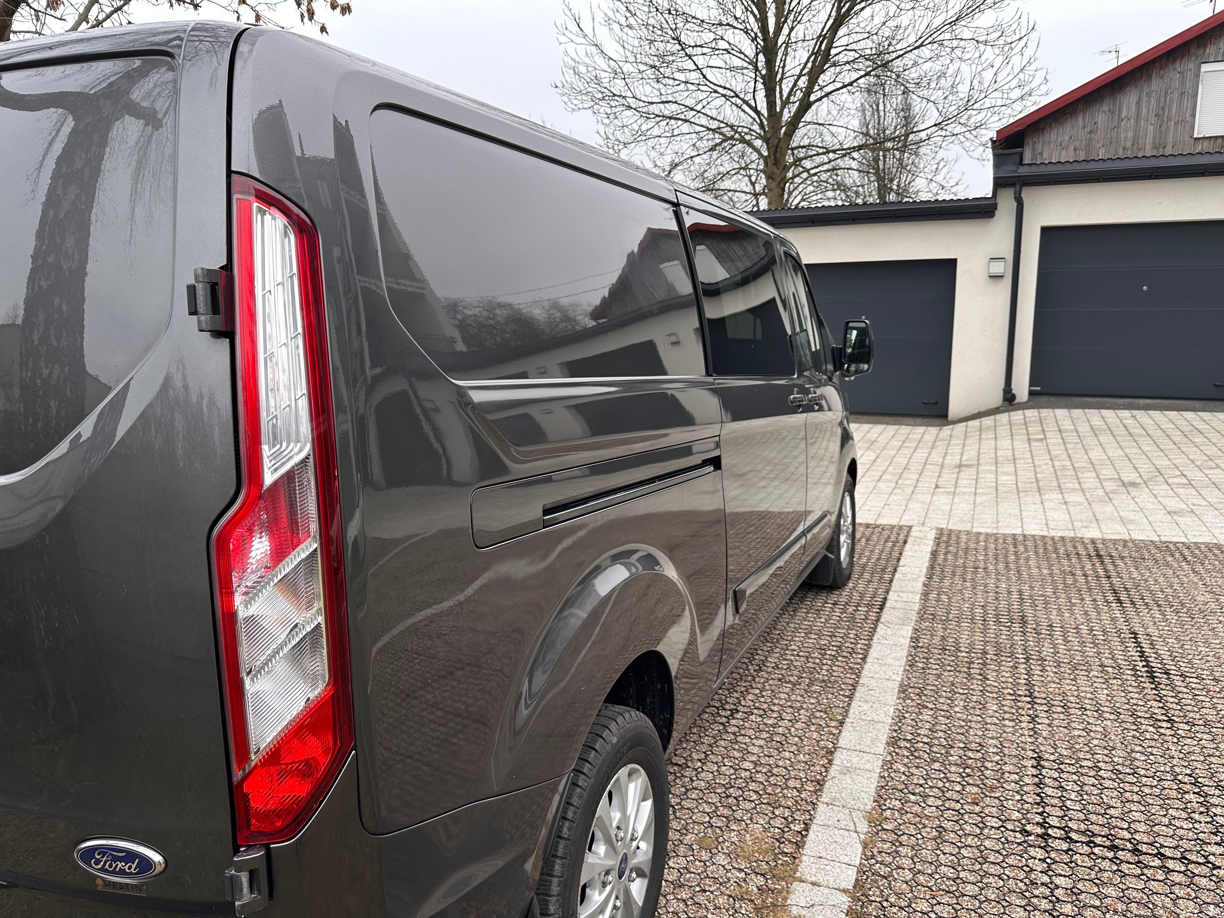 Ford transit custom 5os. Bogate wyposażenie