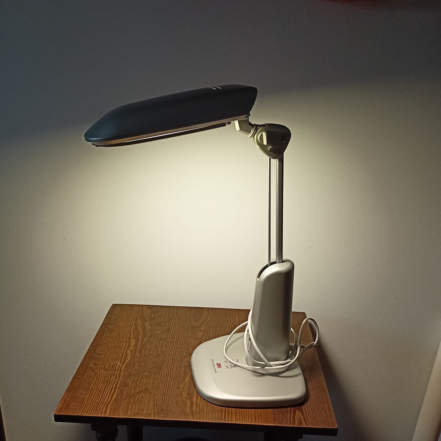 Lampka nocna  biurowa masywna
